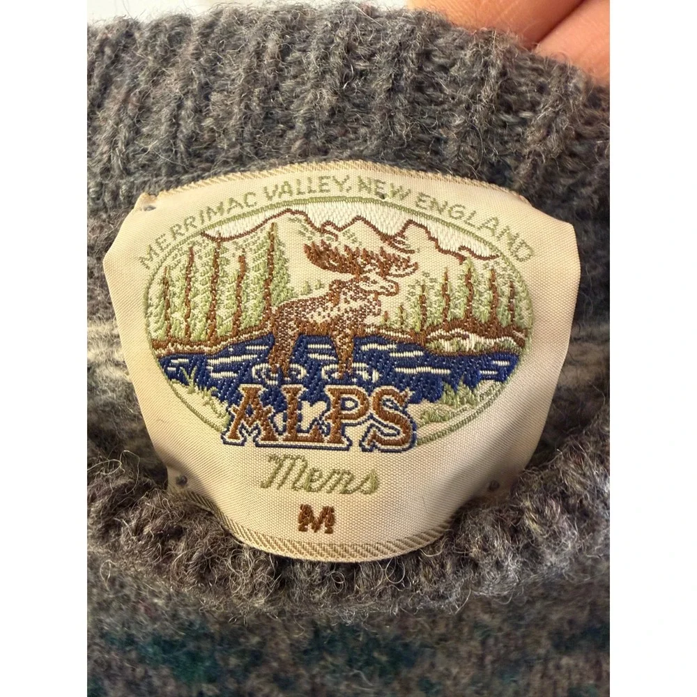 Vintage Alps Merrimac‎ Valley Mens Grey Reindeer Snowflake Fair Sweater M USA